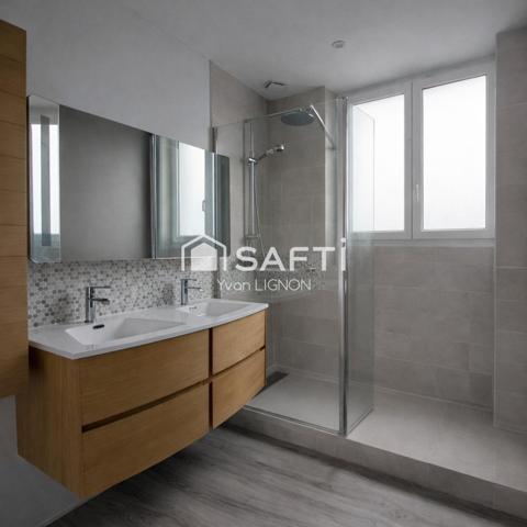 Dernier étage lumineux en centre-ville