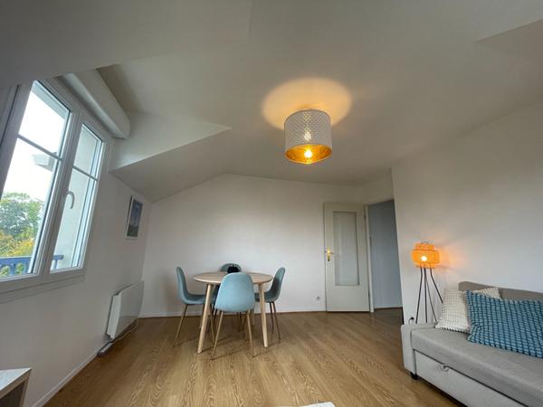 À louer : Appartement 2 pièces à LIEUSAINT - Exclusivité Guy Hoquet