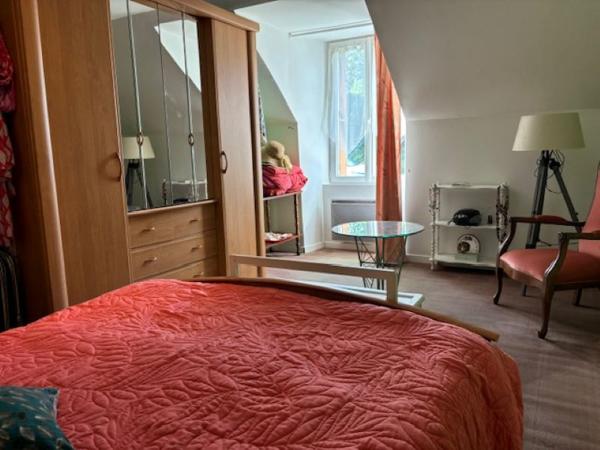 Penty Breton avec dépendance et terrain arboré &carport