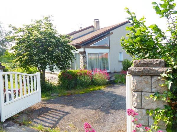 Maison Solignac Sur Loire 5 pièce(s) 195 m2