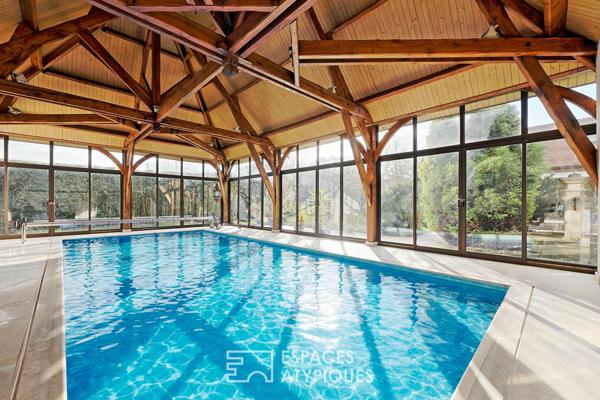 Villa Prestige aux Volumes Spectaculaires en coeur de ville