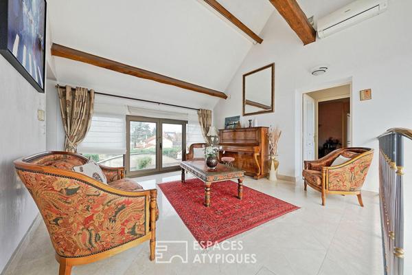 Villa Prestige aux Volumes Spectaculaires en coeur de ville