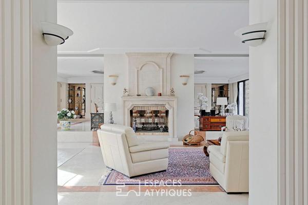 Villa Prestige aux Volumes Spectaculaires en coeur de ville