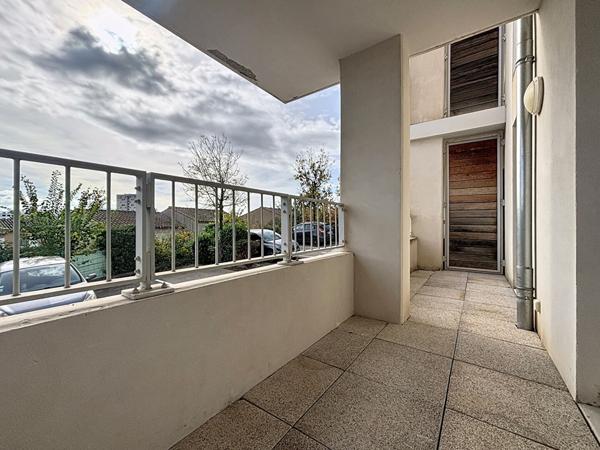 Appartement Marseille 2 pièce(s) 40.66 m2 avec place parking privatif terrasse