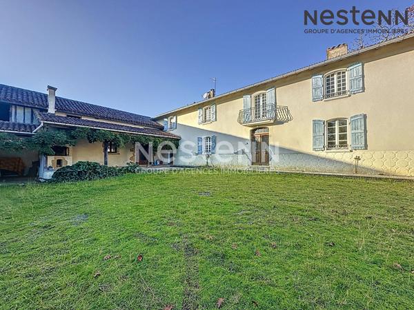 A vendre Maison Laas 14 pieces 470 m2 avec Gite et parc arbore