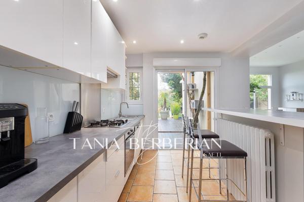Maison d'architecte 5 pièces - 142m2 - Les Coteaux