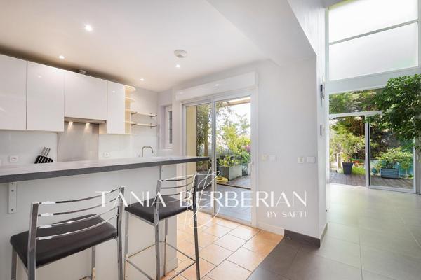 Maison d'architecte 5 pièces - 142m2 - Les Coteaux