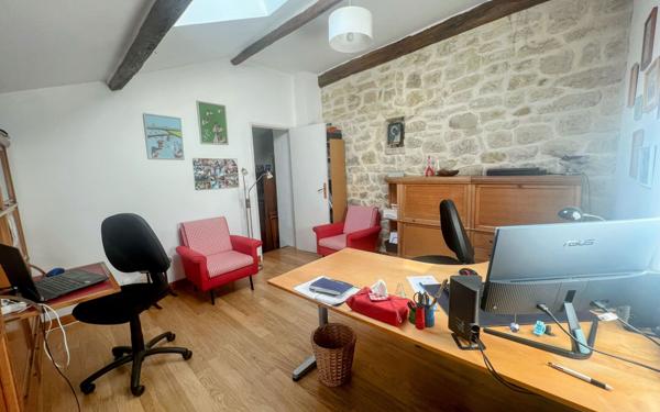 Maison à vendre    10 pièces • 203 m2 Vaux-sur-Seine