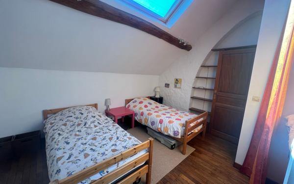 Maison à vendre    10 pièces • 203 m2 Vaux-sur-Seine