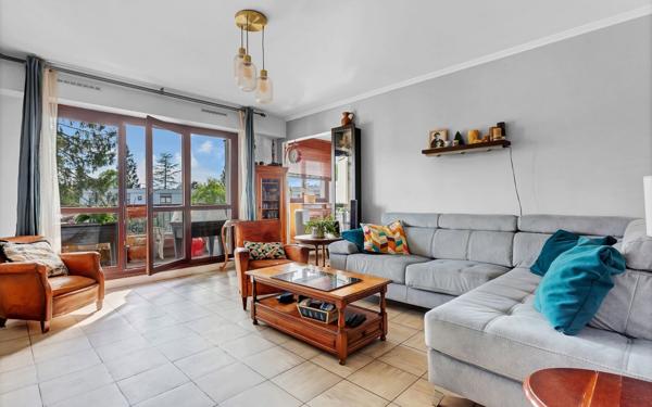 Appartement à vendre    6 pièces • 137,54 m2 Yerres