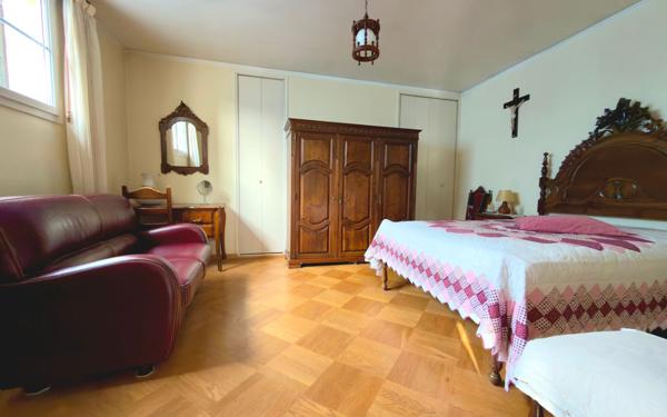 Maison à vendre    2 pièces • 83,10 m2 Épinay-sur-Seine