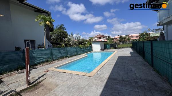 CAYENNE – Route de Baduel – T2  avec double varangue et piscine