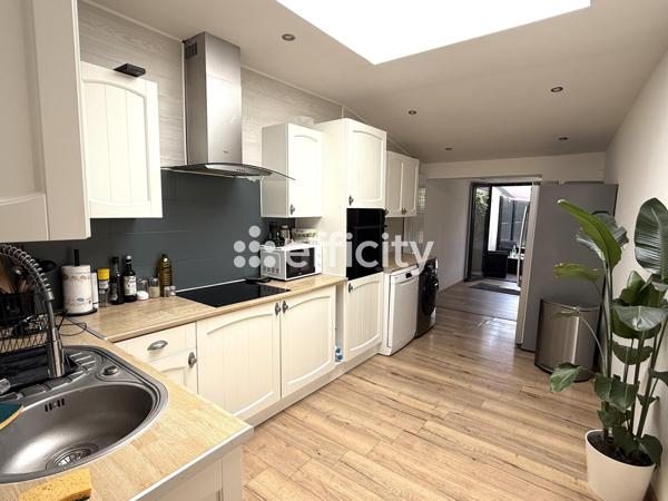 Maison 4 pièces - 97 m² Exclusivité efficity