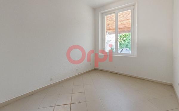 Maison à vendre    4 pièces •  Toulon