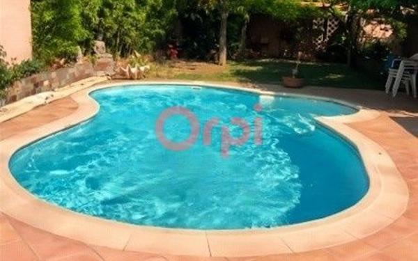 Maison à vendre    4 pièces •  Toulon