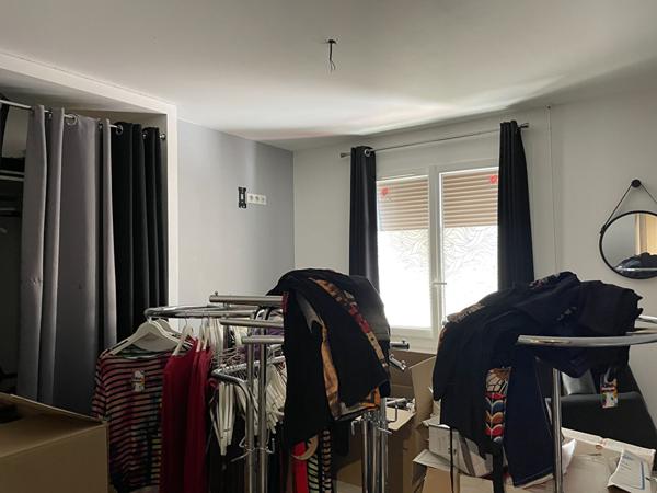 Appartement  / Local commercial à Soumoulou