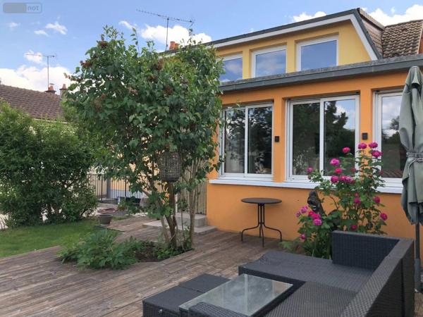 Achat - Maison | Maison de ville Issoudun 36100 8 pièces 143 m 2 488 m 2
