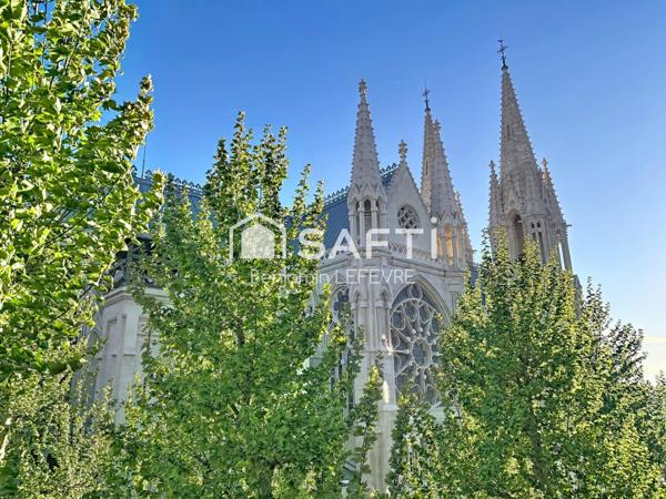 HYPER CENTRE / DERNIER ÉTAGE