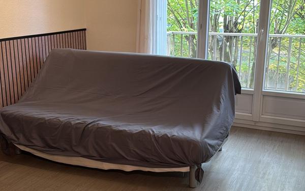 Appartement à louer    2 pièces • 27 m2 Bobigny