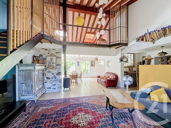 Maison à vendre  8 pièces - 340 m 2   ST GIRONS  - 09