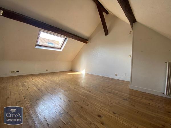 Appartement à louer 3 pièces 70.79m² Leuville-sur-Orge (91310)