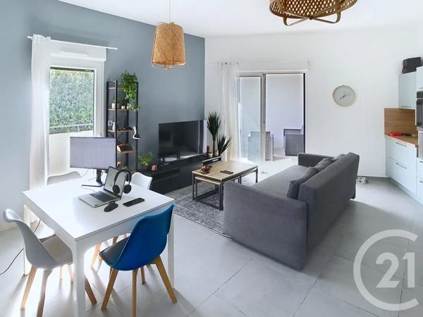 Appartement F3 à vendre  3 pièces - 62,30 m 2   CASTELNAU LE LEZ  - 34