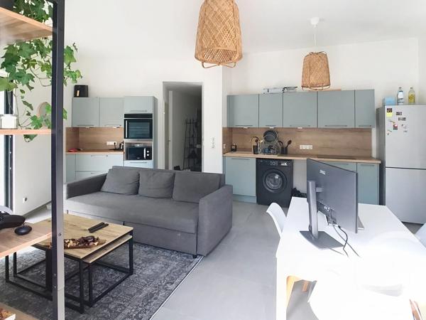 Appartement F3 à vendre  3 pièces - 62,30 m 2   CASTELNAU LE LEZ  - 34