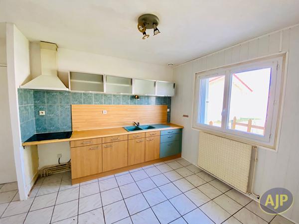 Vente maison Lesparre Medoc : 150 000 € - AJP Lesparre Immobilier
