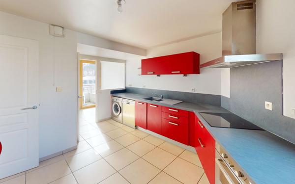Appartement à louer    5 pièces • 119,33 m2 Saint-Étienne