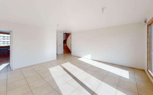 Appartement à louer    5 pièces • 119,33 m2 Saint-Étienne