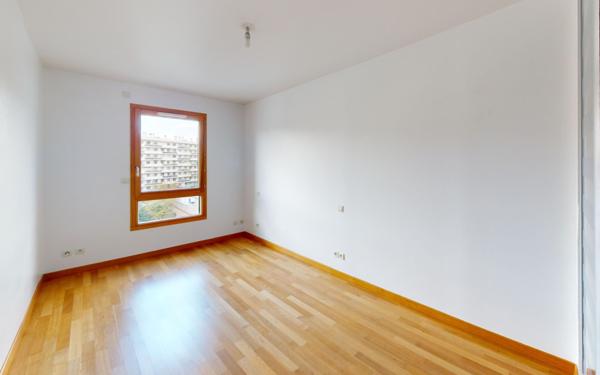 Appartement à louer    5 pièces • 119,33 m2 Saint-Étienne