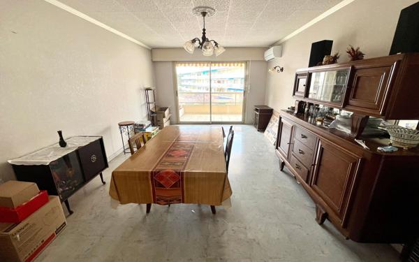 Appartement à vendre    3 pièces • 75 m2 Le Cannet