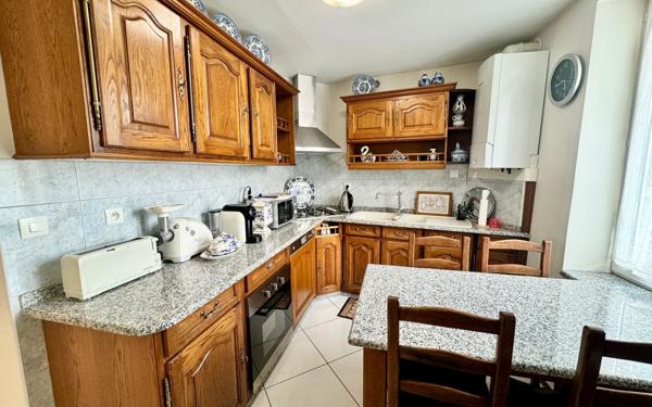 Maison à vendre    5 pièces •  Saran