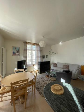 EXCLUSIVITÉ Appartement de standing très lumineux 3 chambres 80 m2