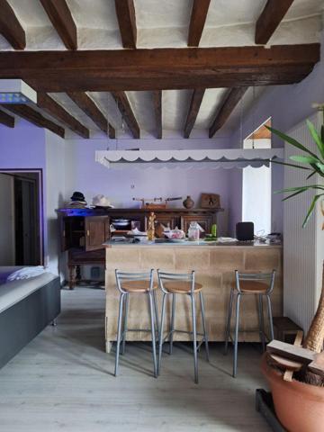 Longère avec grand terrain