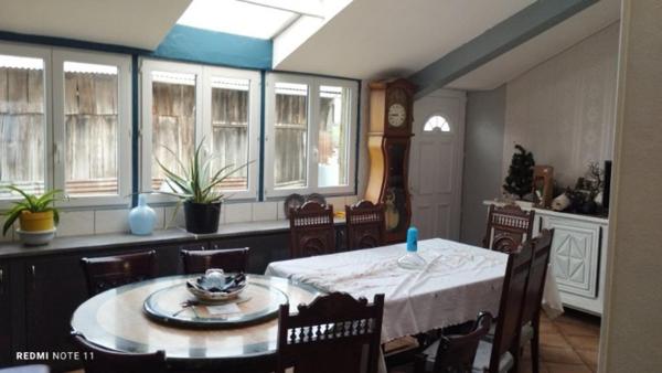 Longère avec grand terrain