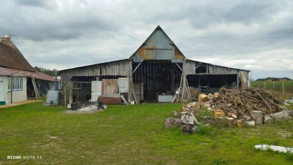 Longère avec grand terrain