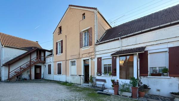 Appartement 5 pièces de 92,21m2 - CORBEIL-ESSONNES 91100