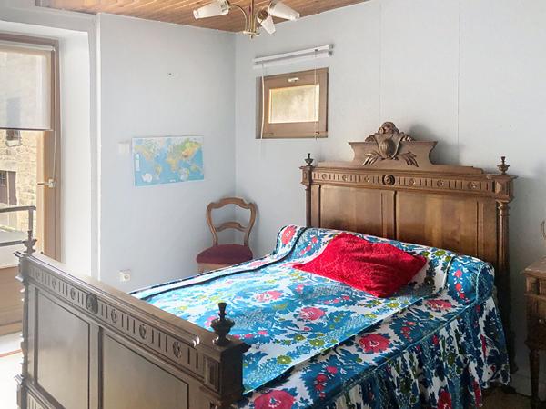 Ensemble de 3 logements Centre ville de Lapte