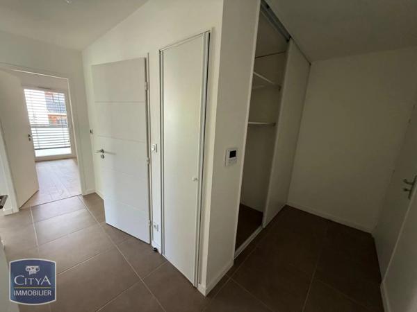 Appartement à louer 3 pièces 64.39m² Ferney-Voltaire (01210)