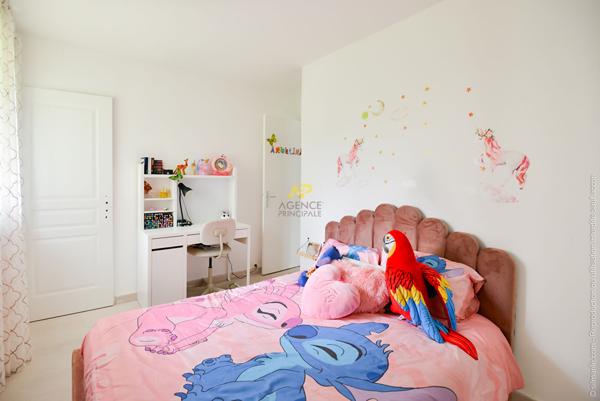 Appartement 3 chambres à la Frette-sur-Seine €235 000 ** - Référence 1895