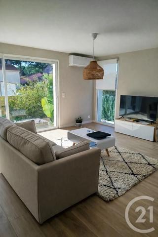 Maison à vendre  4 pièces - 103,23 m 2   STE MARIE LA MER  - 66