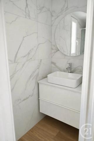 Maison à vendre  4 pièces - 103,23 m 2   STE MARIE LA MER  - 66