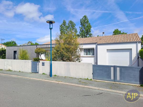 Vente maison La Garnache : 408 920 € - AJP Immobilier Challans