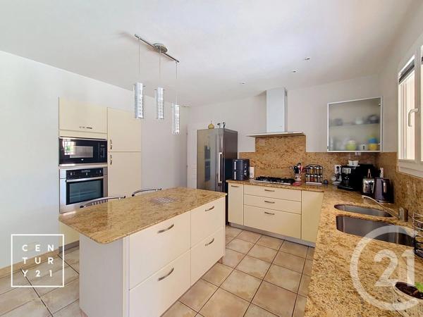 Maison à vendre  5 pièces - 161 m 2   TOULOUGES  - 66