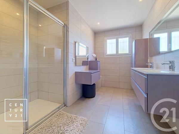 Maison à vendre  5 pièces - 161 m 2   TOULOUGES  - 66