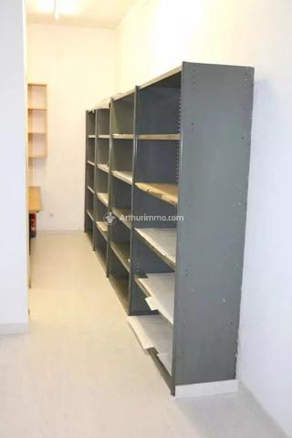 Location Local commercial 98 m2 à Matha