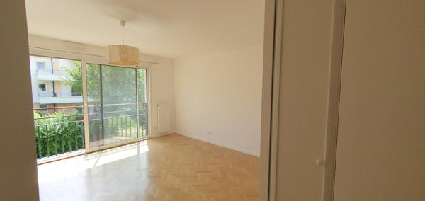 2 Boulevard Olov Palme / Résidence Récente