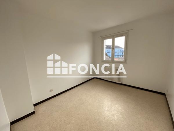 Location Appartement 3 pièces 66.94 m² - 9 BIS RUE BOUTIN Bordeaux 33000