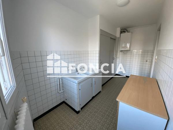 Location Appartement 3 pièces 66.94 m² - 9 BIS RUE BOUTIN Bordeaux 33000